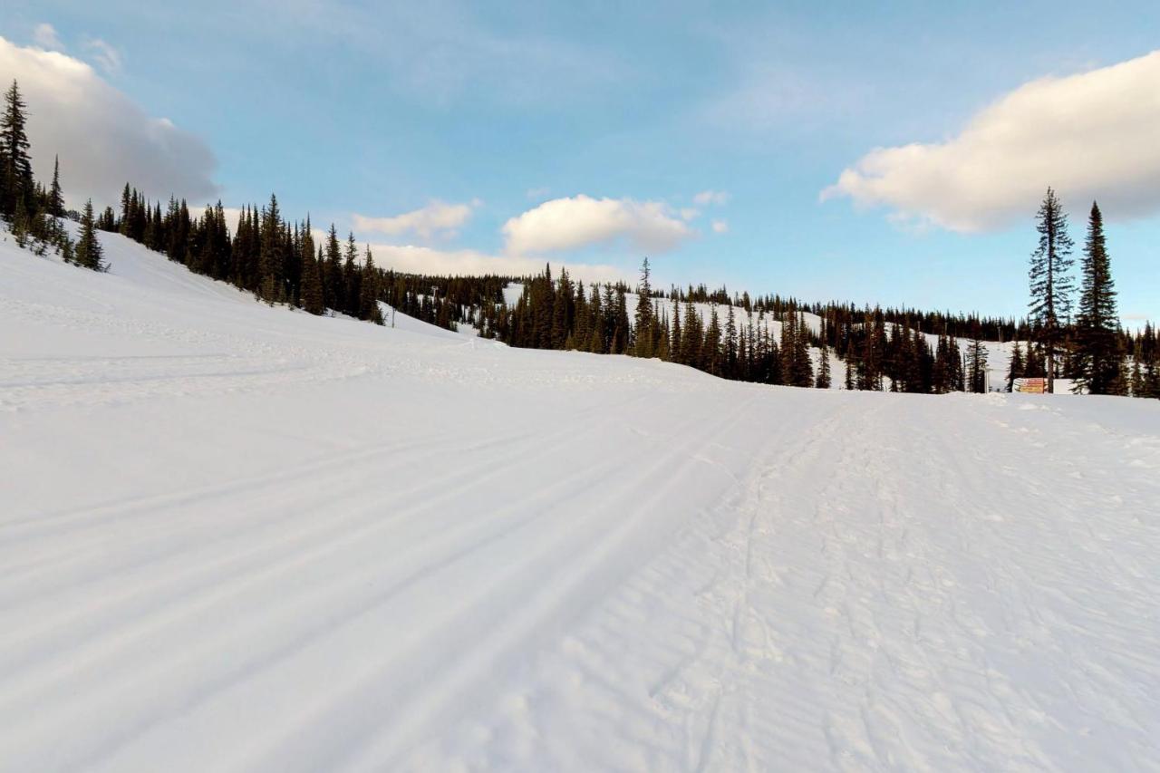 Snowbirds Villa Big White Ski Resort Luaran gambar